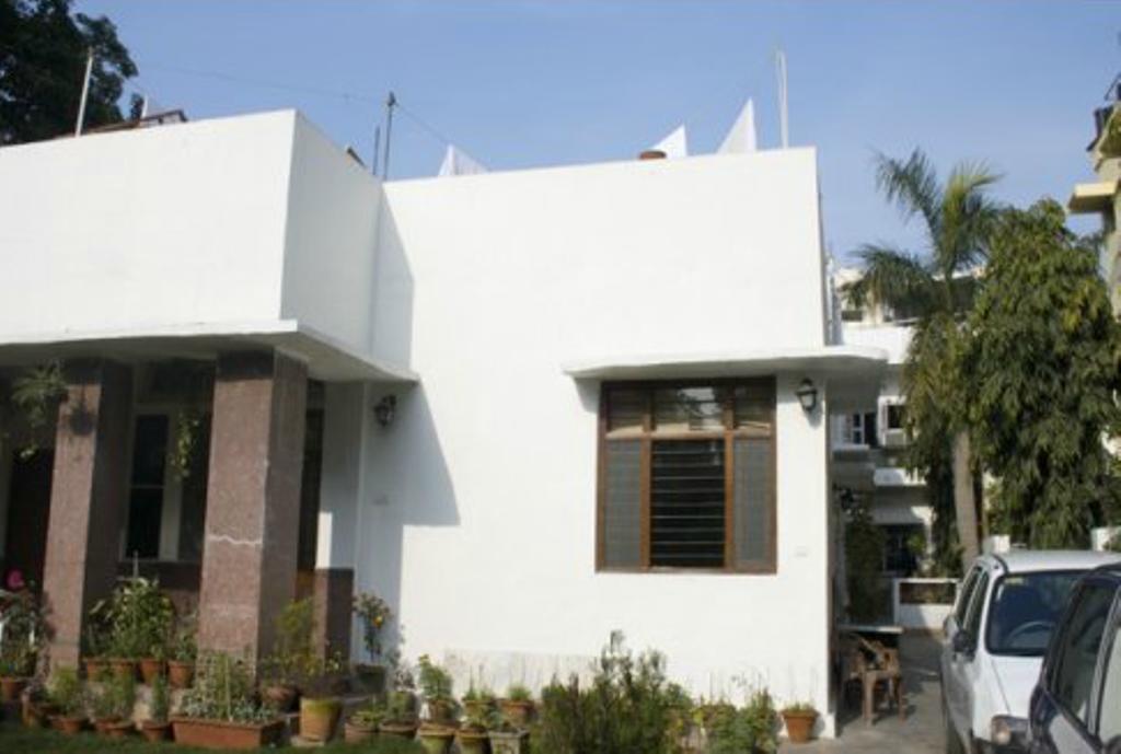 Eleven Bed & Breakfast Nuova Delhi Esterno foto